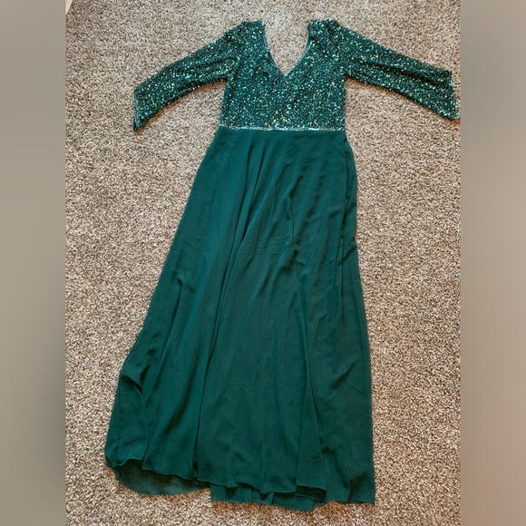 J Kara Women's Petite 3/4 Sleeve V-Neck Beaded Top Long Gown - Picture 5 of 9